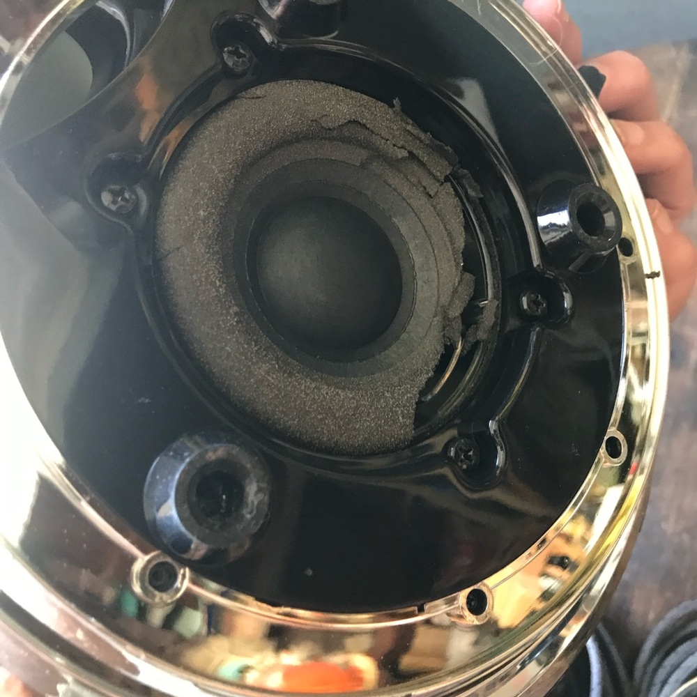 JBL Spot Speakers - Picture 5 of 5